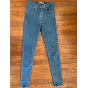 Levi’s Mile High Super Skinny Jeans